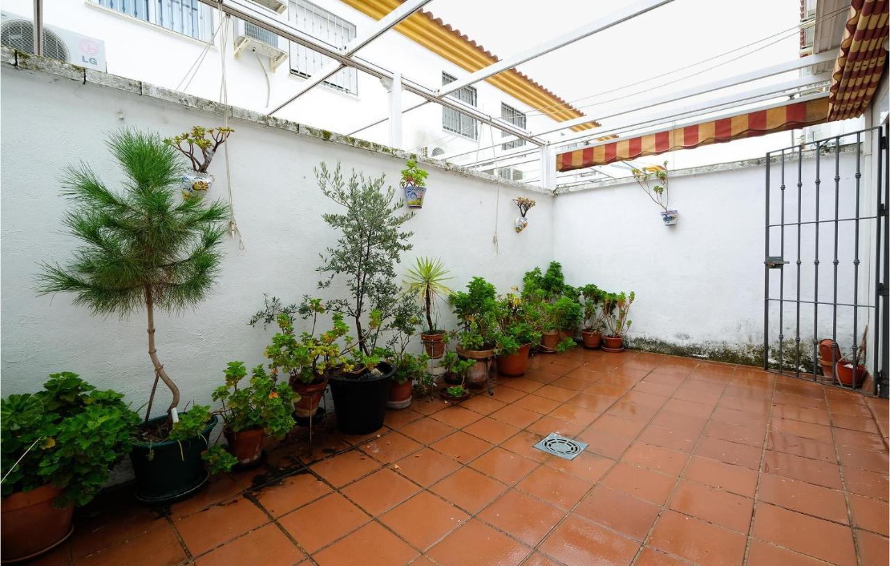 3 Bedroom Awesome Home In La Algaba Exterior foto
